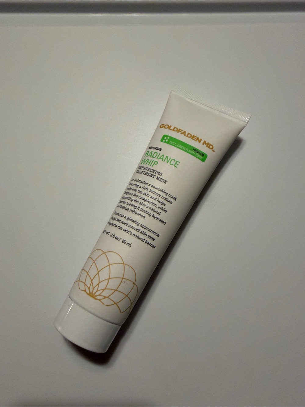 Radiance Whip Brightening Mask - White